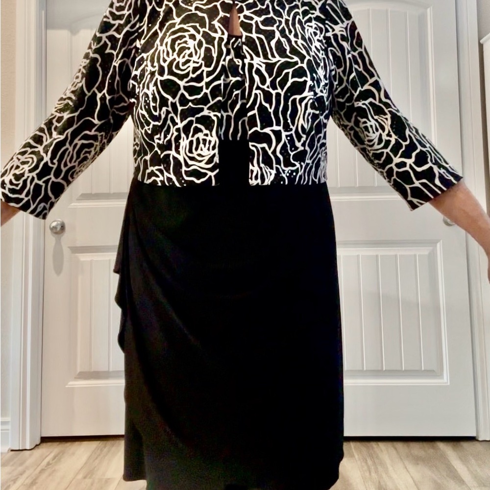 Elegant Sequined Black and White Midi Cocktail Dress